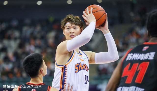 战报亚历山大34+6+9 爱德华兹25+7+6 雷霆大胜森林狼NBA常规赛，雷霆主场迎战森林狼。